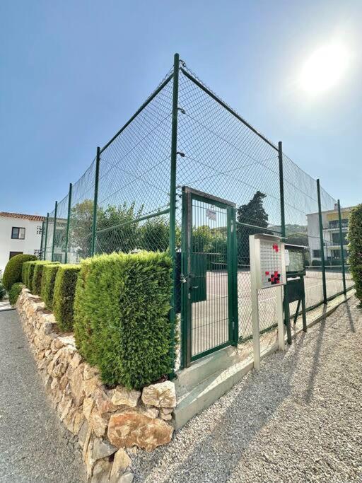 The Golden Oak In Calella Centre - 100m From Apartment Palafrugell